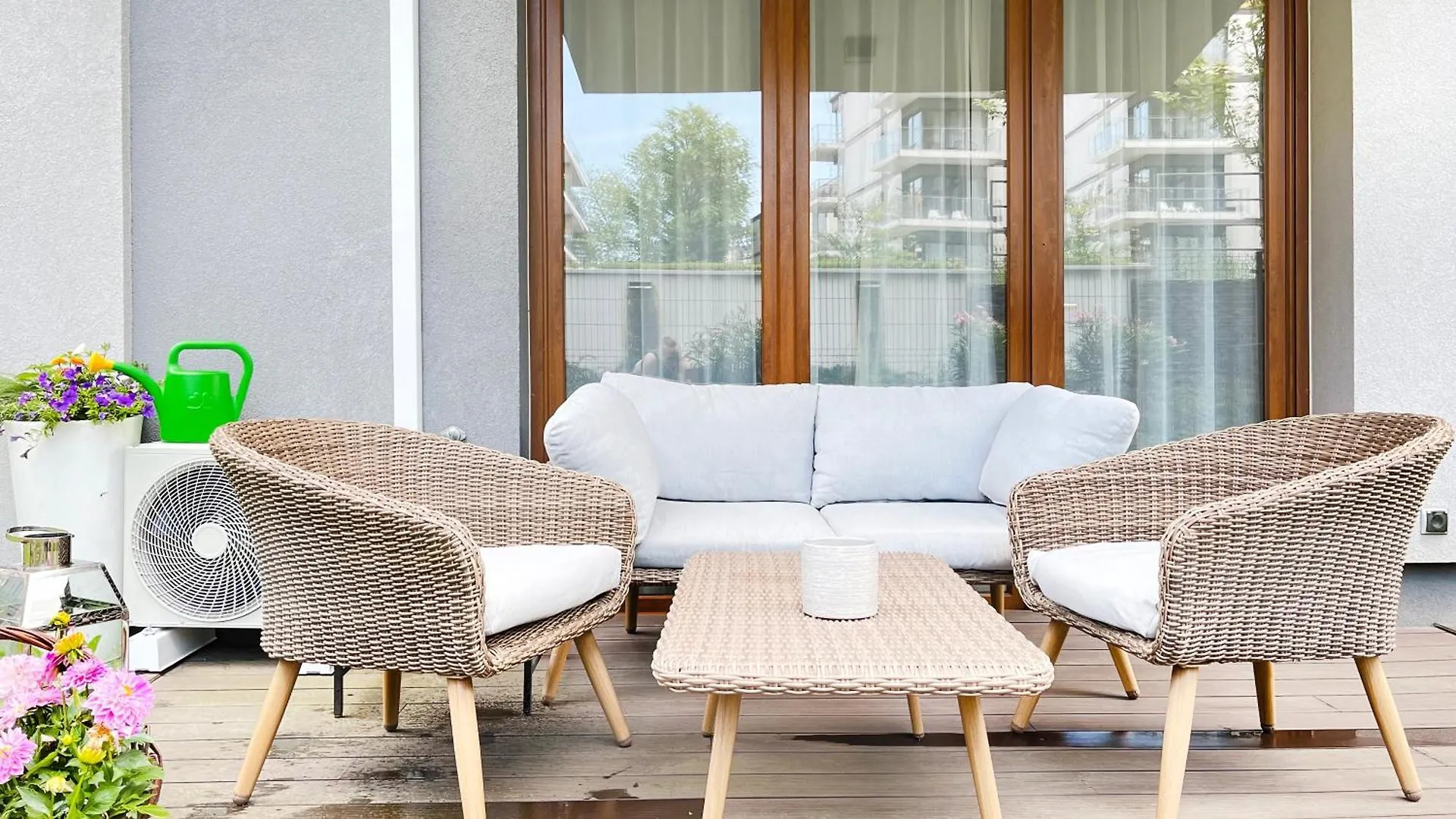 Classy 2-Room Apartment With Private Garden And Air Conditioning- Old Town Krakow